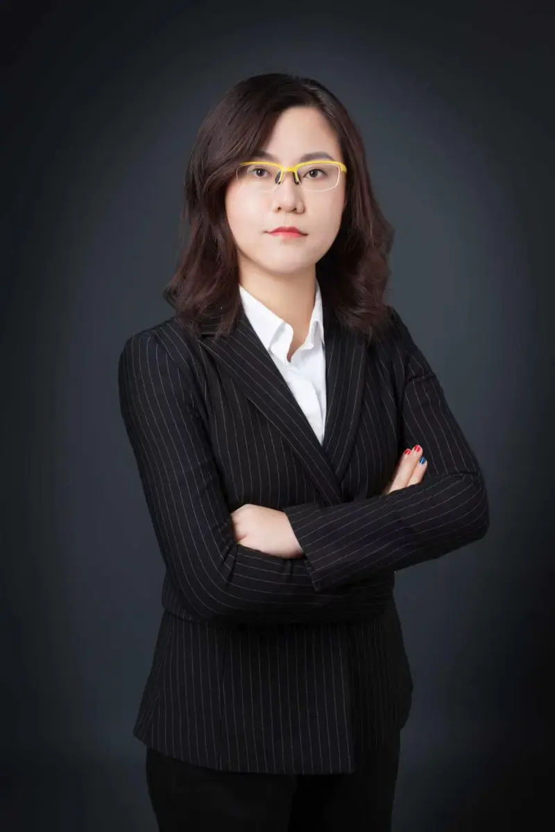 Elaine Wang, Customer Service Specialist